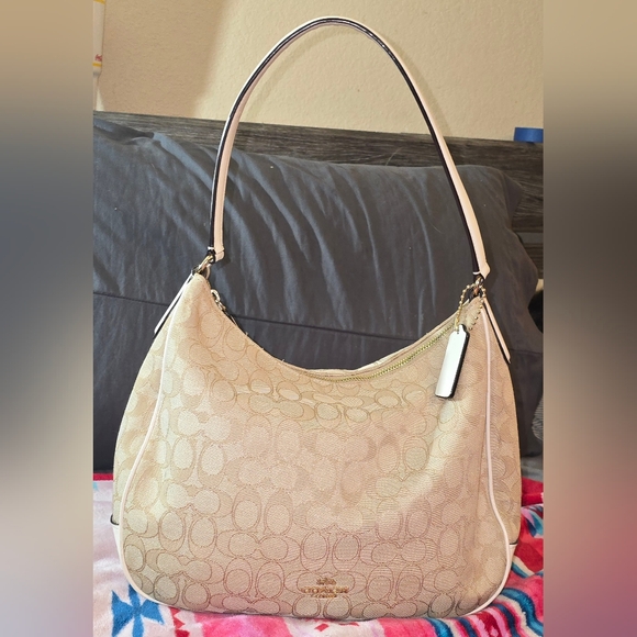 Coach Handbags - Coach Signature Shoulder Bag